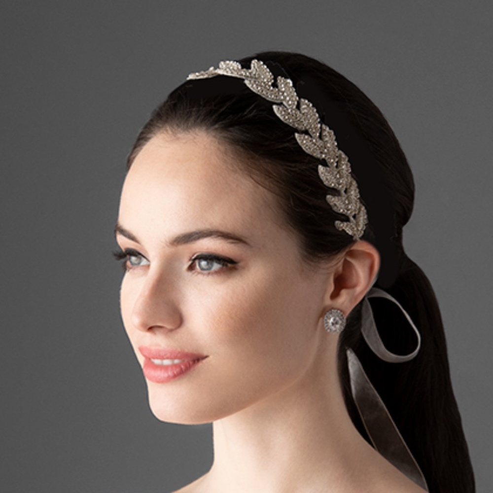 Grace & Goddess Rhinestone Leaf Motif Hair Accessory OS